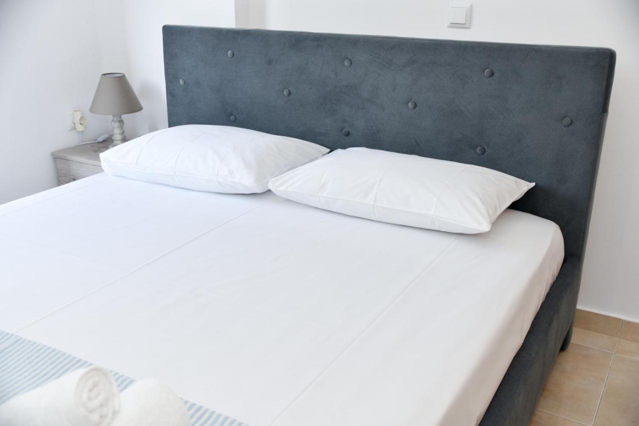 C&M Apartments Каламата Екстериор снимка